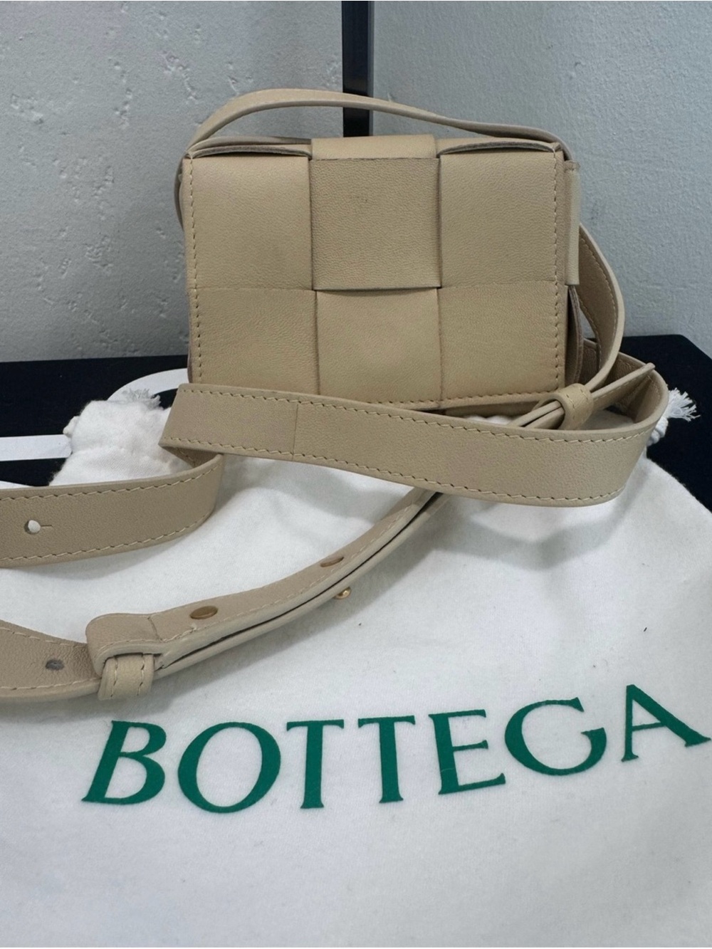 Bottega Intrecciato Cassette Mini crossbody